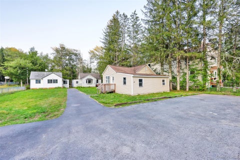 Homes For Sale - 24 Edgewood Place<br/> Sullivan County, South Fallsburg, NY 12779