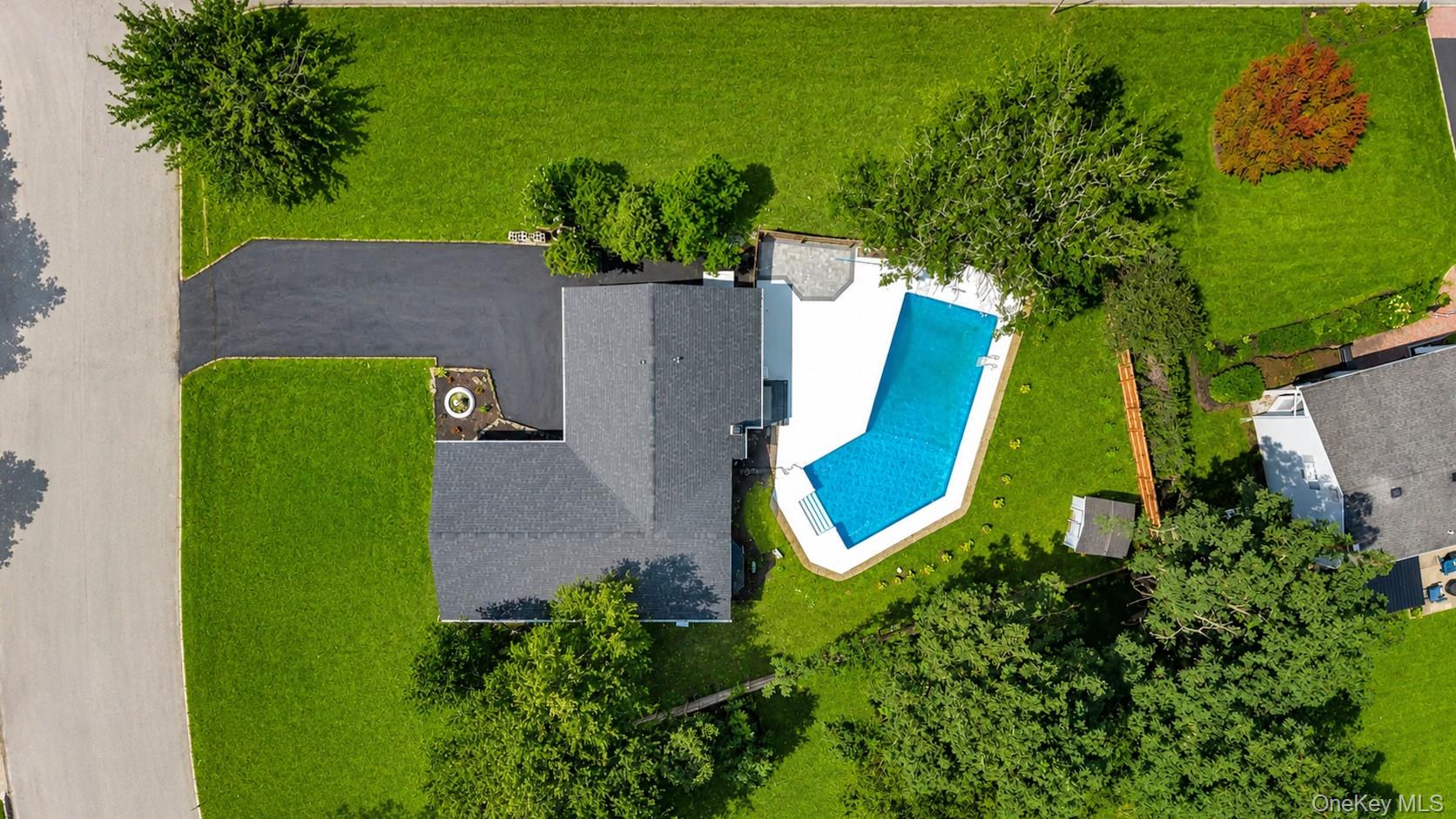 1 Martin Court - Photo 4