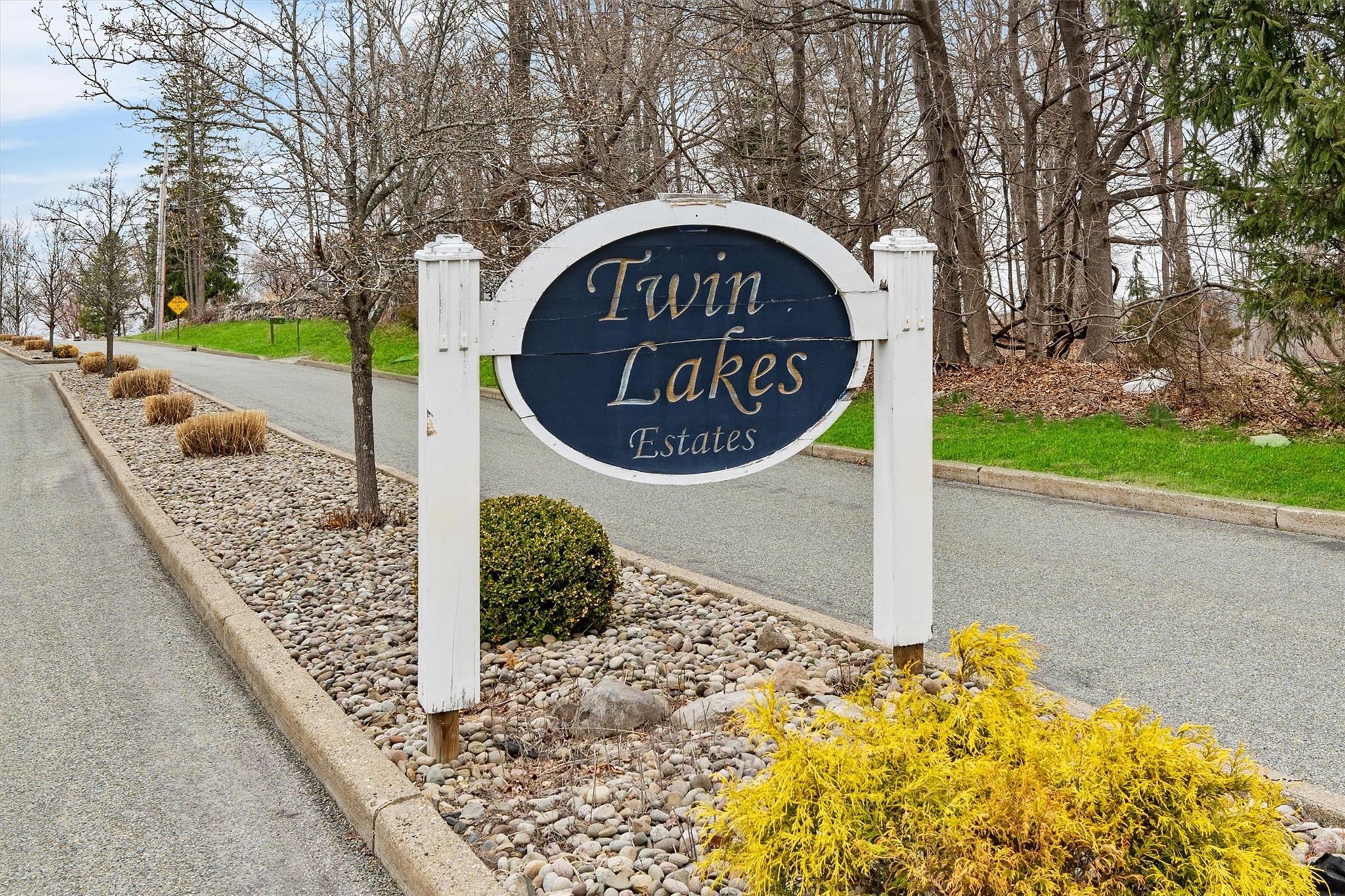 42 Frances Lane, Monroe, New York image 47