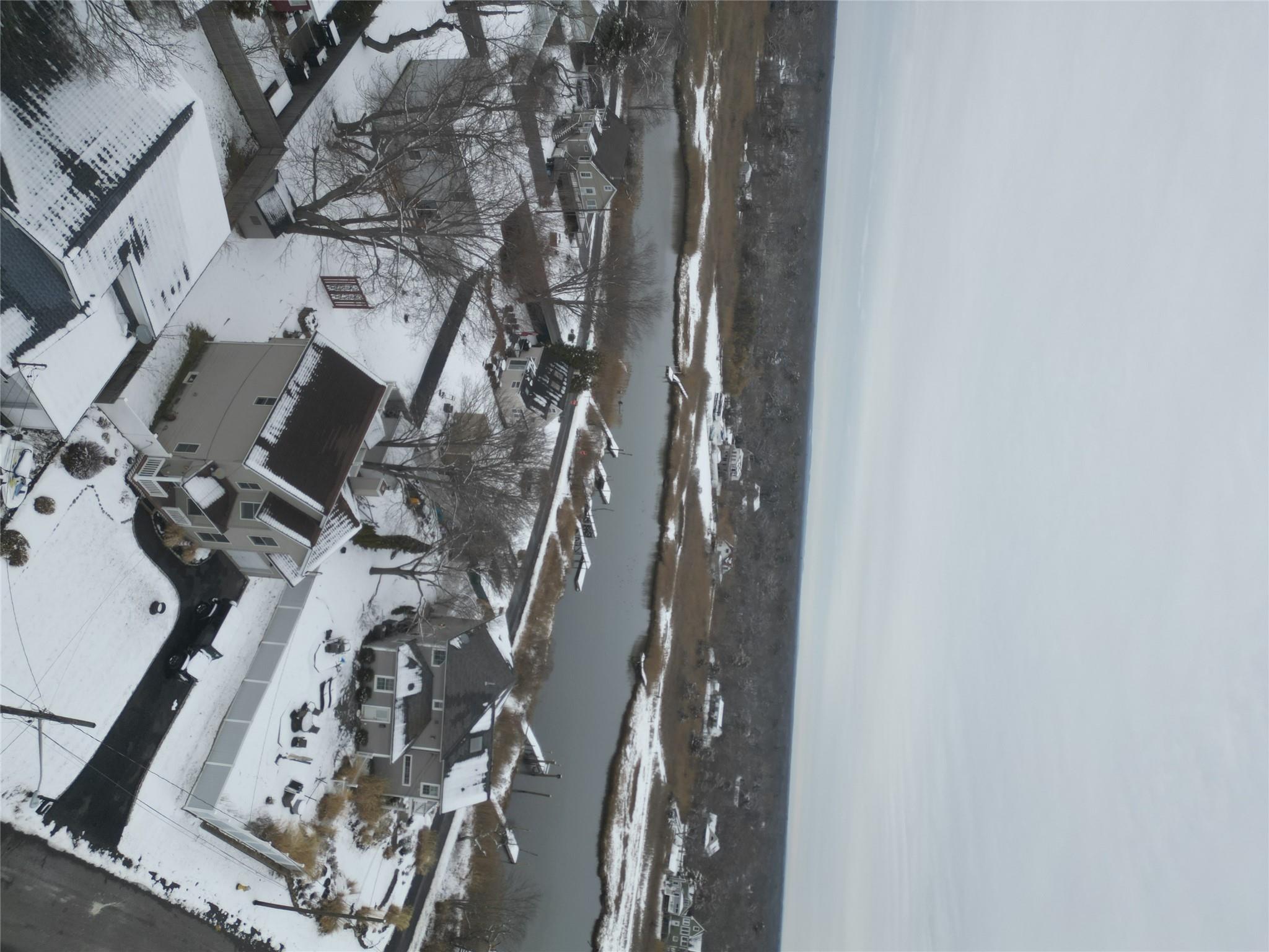 195 Forest Road, Mastic Beach, New York image 28