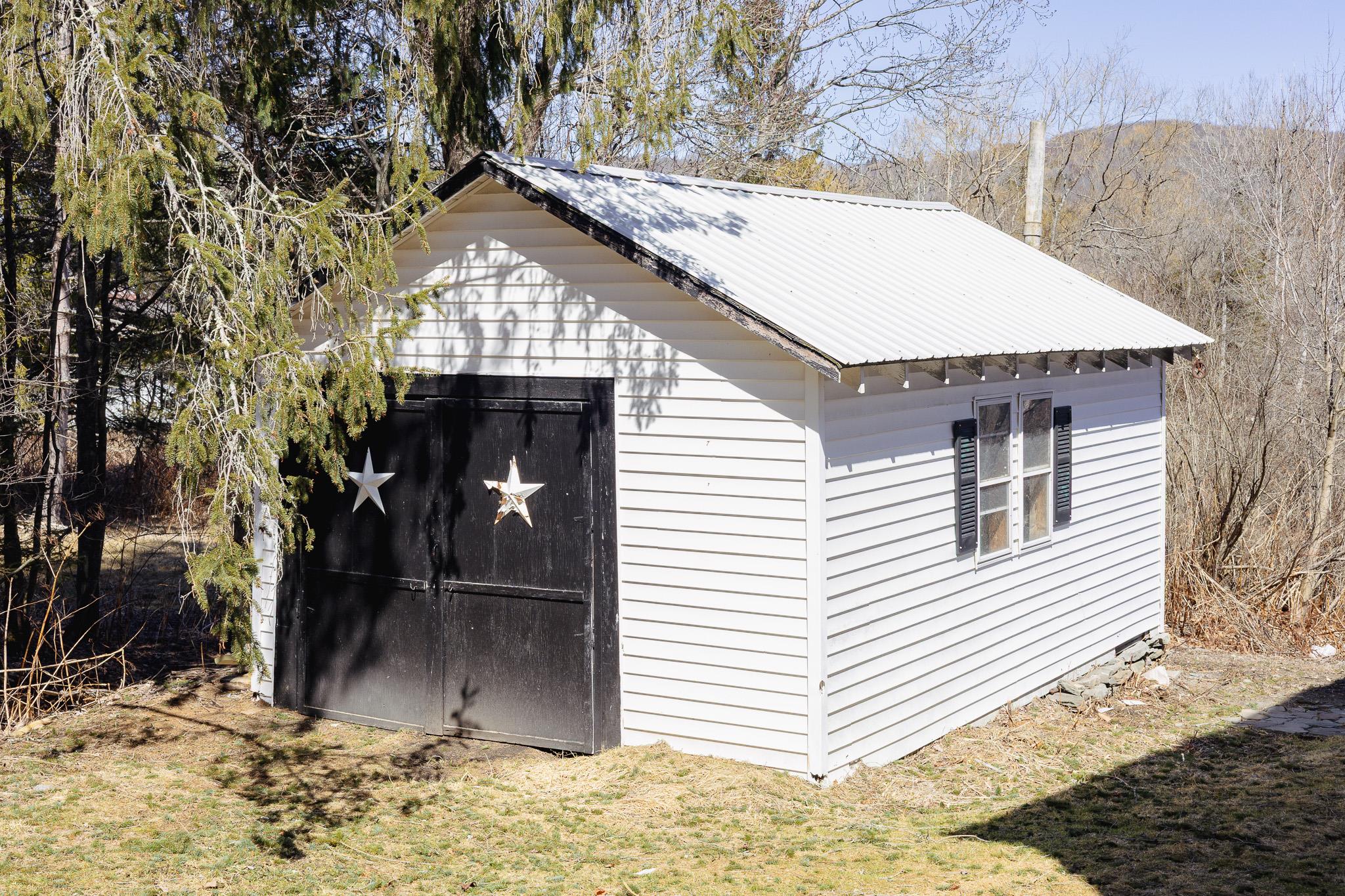 39 Dubois Street, Livingston Manor, New York image 22