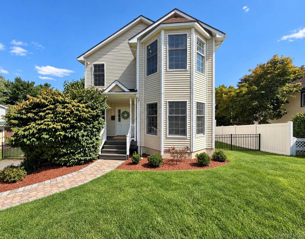 Photo of 28 Hewitt Street, Garnerville, NY 10923 (MLS # 1047716)