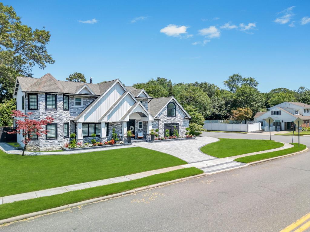 54 Pine Hill Lane