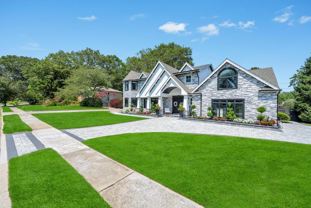 54 Pine Hill Lane