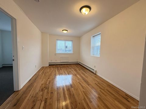 Apartment For Rent - 584 New Jersey Avenue<br/> Brooklyn, NY 11207