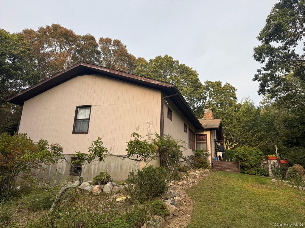Photo of 70 Fairview Avenue, Montauk, NY 11954 (MLS # 928495)