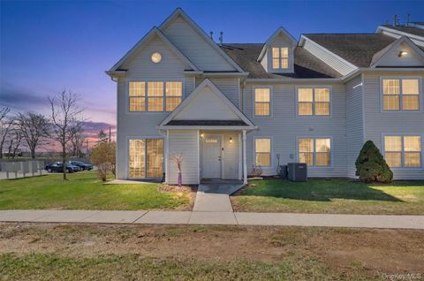 Condo For Sale - 185 Ruth Court<br/> Middletown, NY 10940