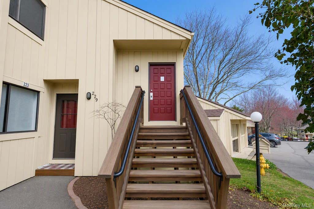 Photo of 230 Lakeside Drive, South Salem, NY 10590 (MLS # 1032550)