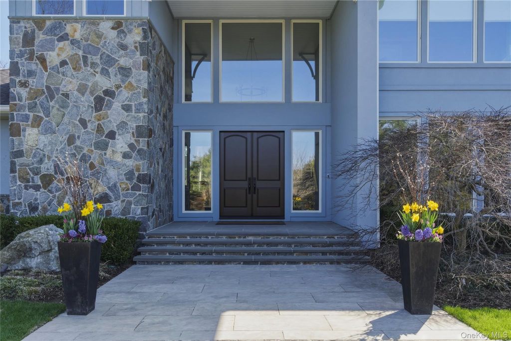 Photo of 80 Wildwood Drive, Laurel Hollow, NY 11791 (MLS # 988050)