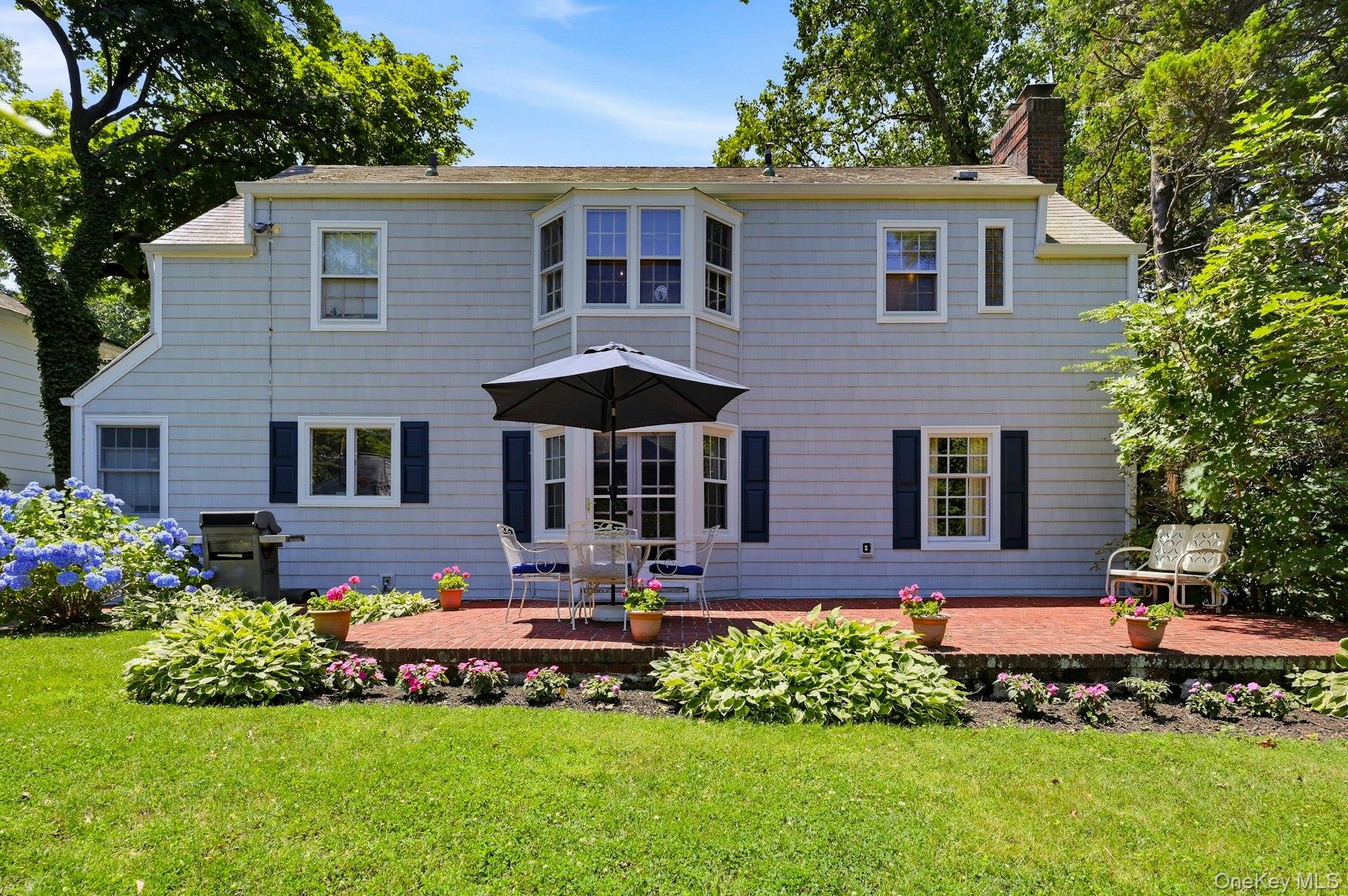 17 Monfort Road