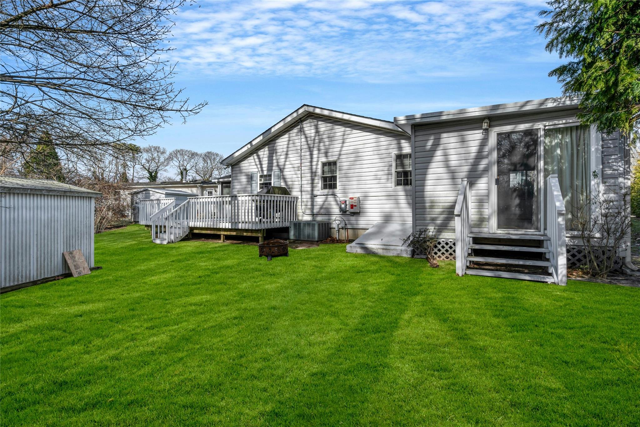 1407 W Middle Road #88, Calverton, New York image 26