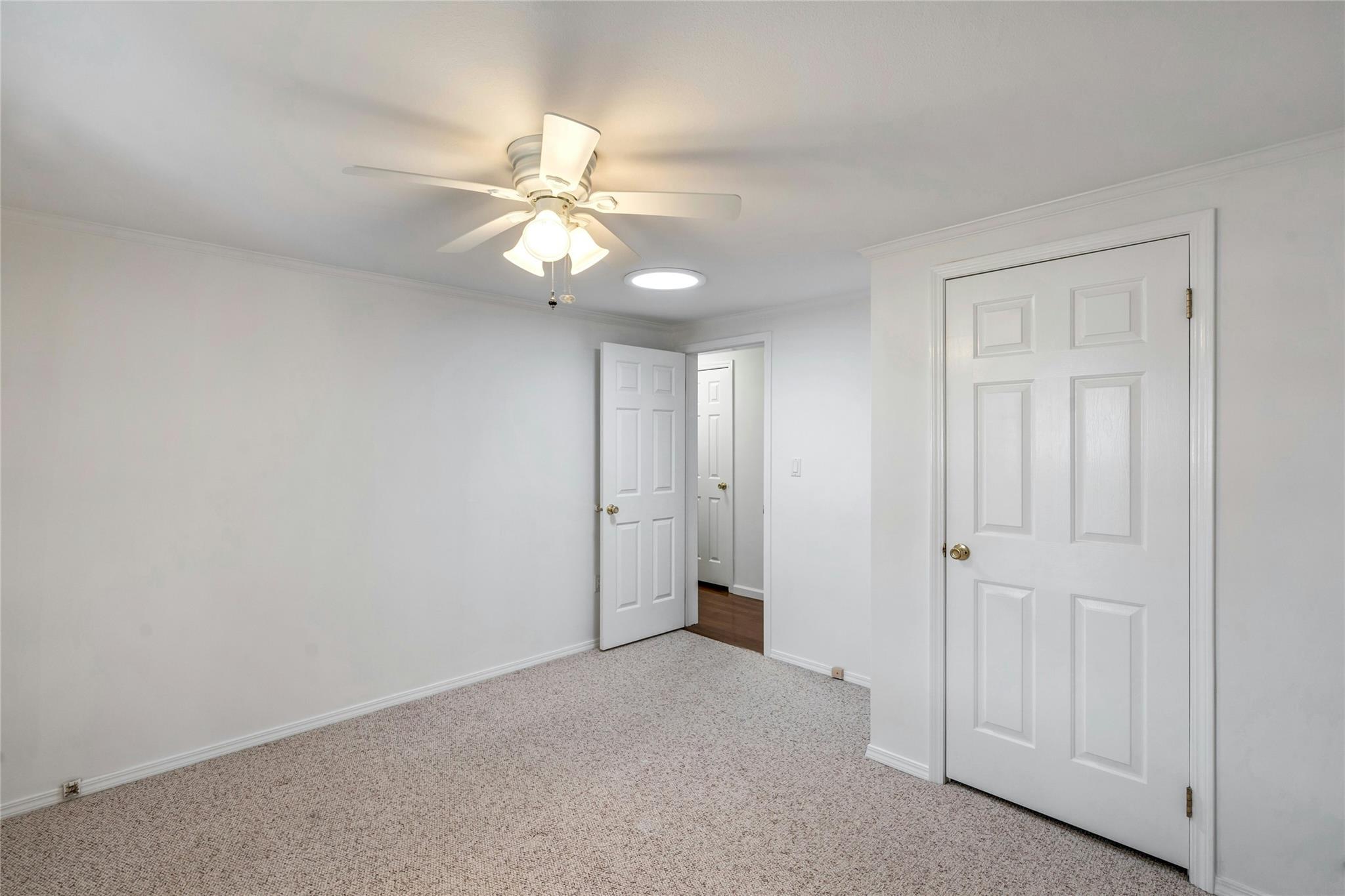 1407 W Middle Road #88, Calverton, New York image 13