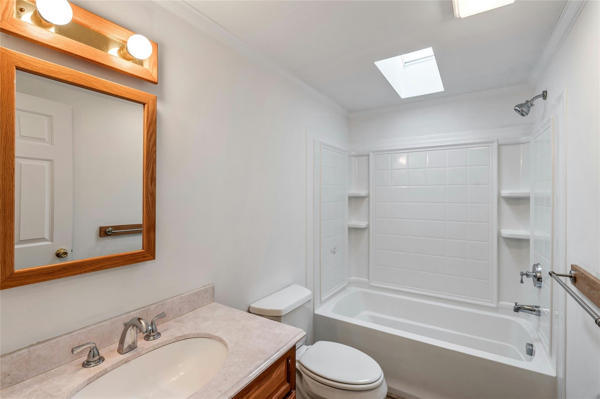 1407 W Middle Road #88, Calverton, New York image 11