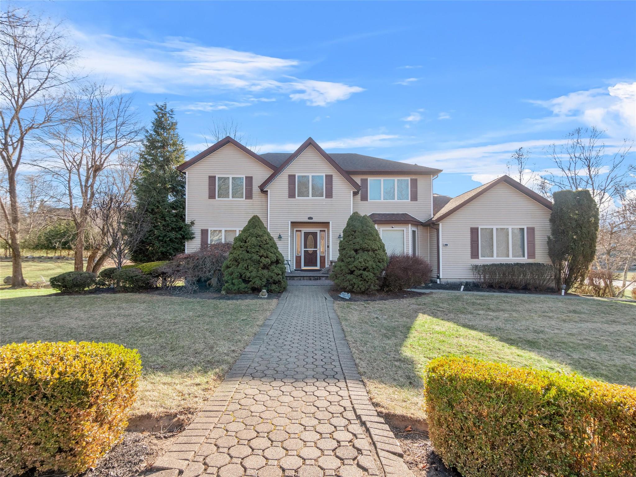 11 Balanchine Court, Airmont, New York image 3