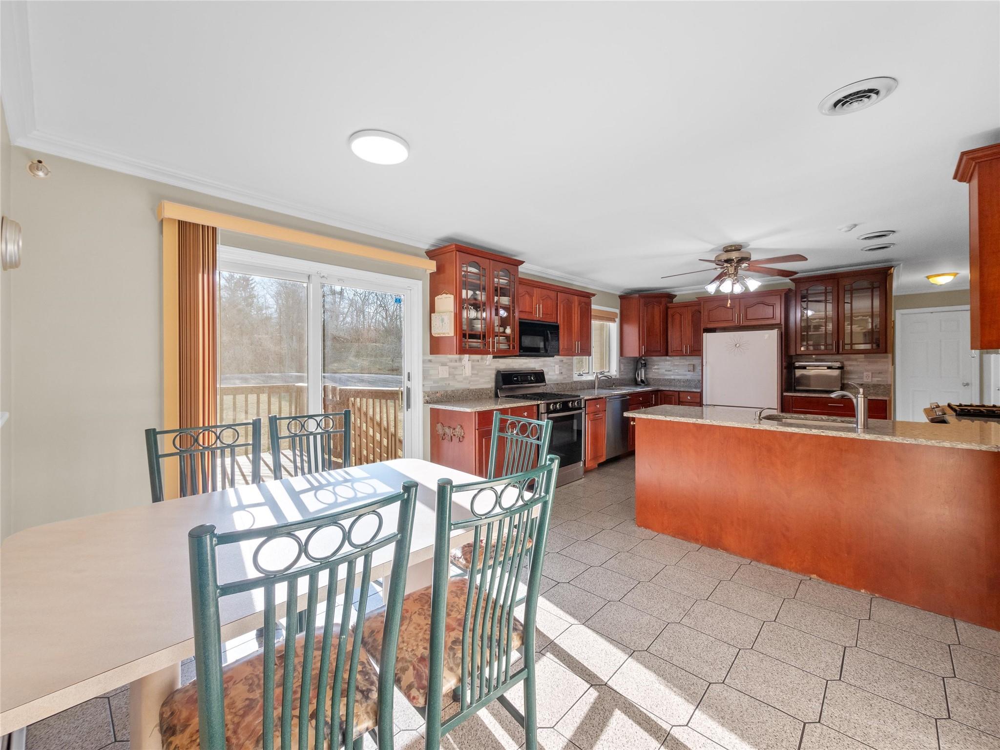 11 Balanchine Court, Airmont, New York image 18