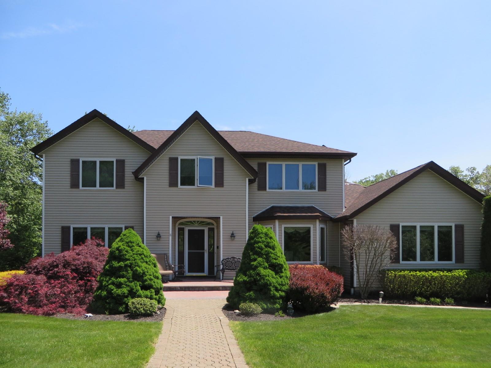11 Balanchine Court, Airmont, New York image 2
