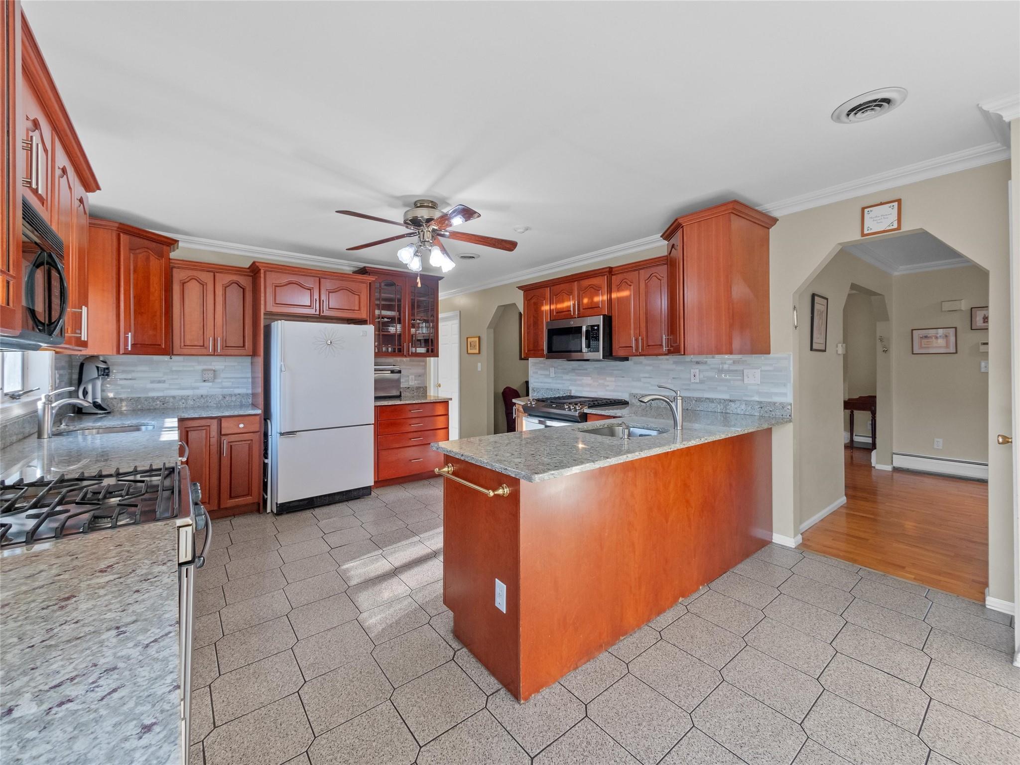 11 Balanchine Court, Airmont, New York image 20