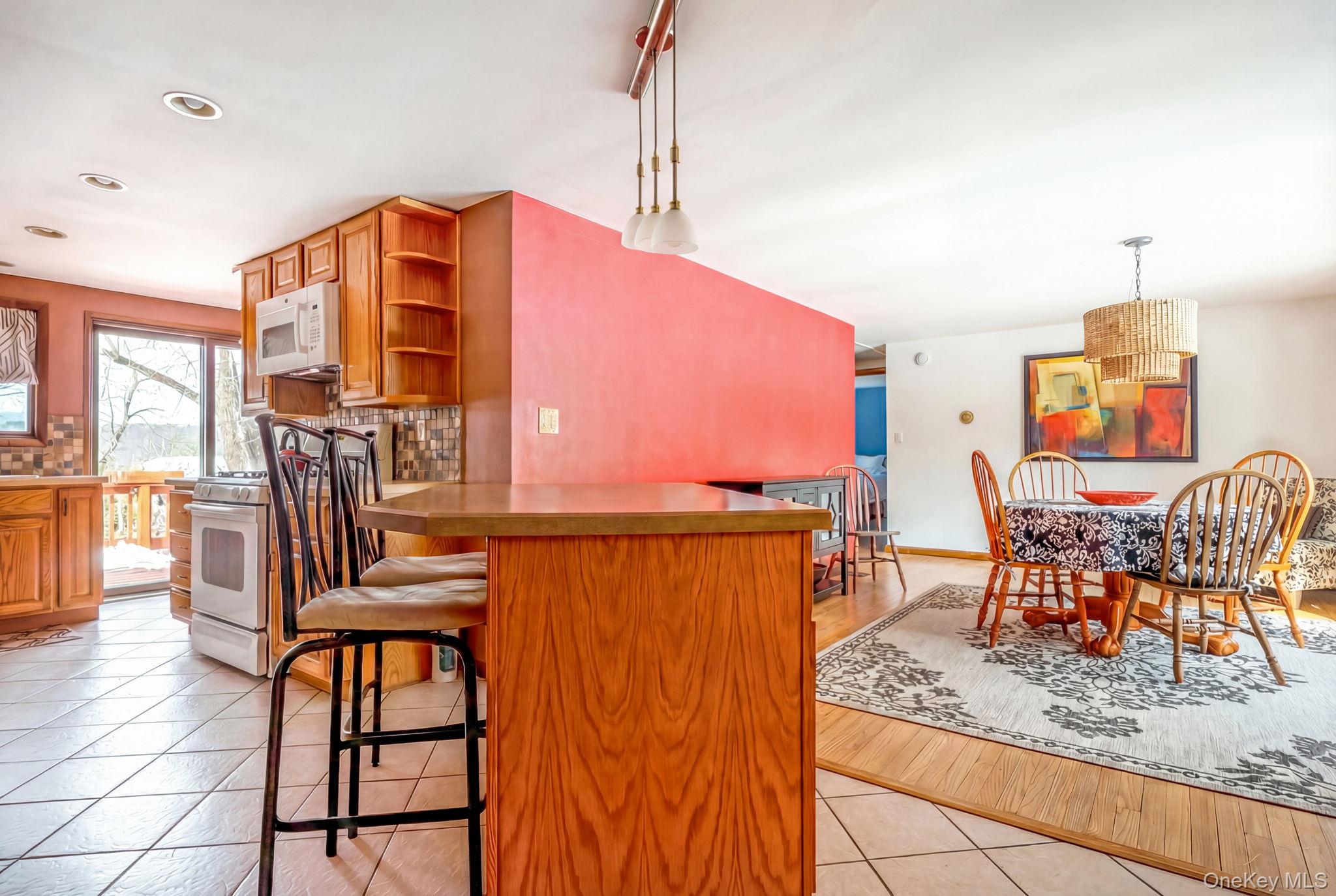 538 Mountain View Avenue