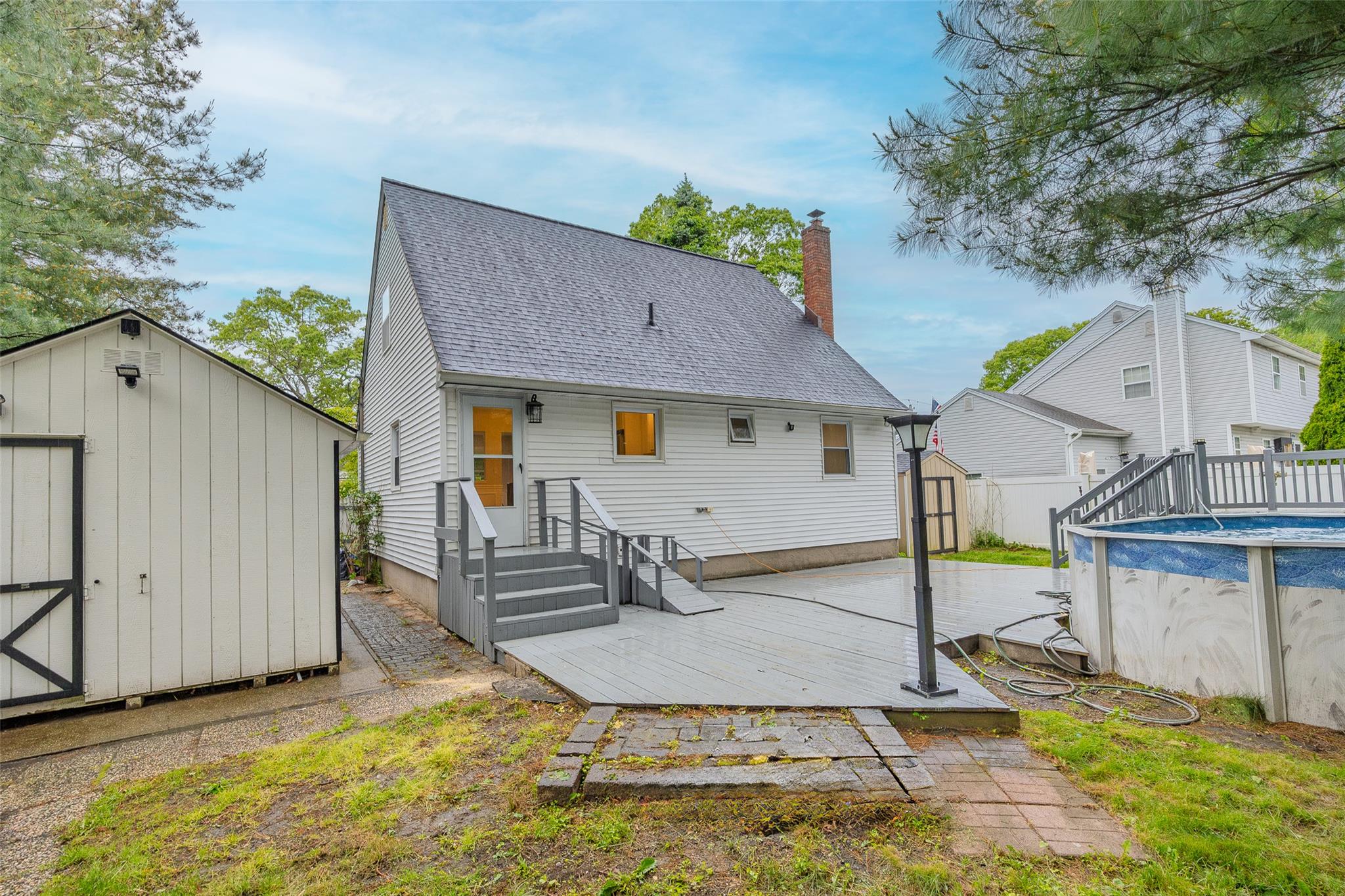 59 Burney Boulevard, Mastic, New York image 34