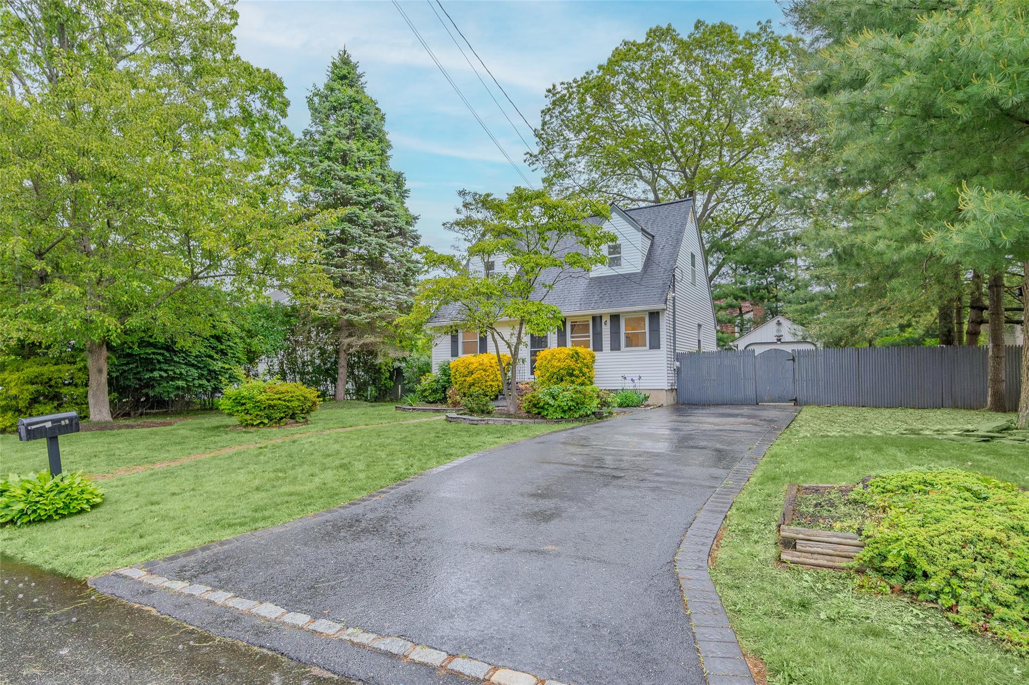 59 Burney Boulevard, Mastic, New York image 2