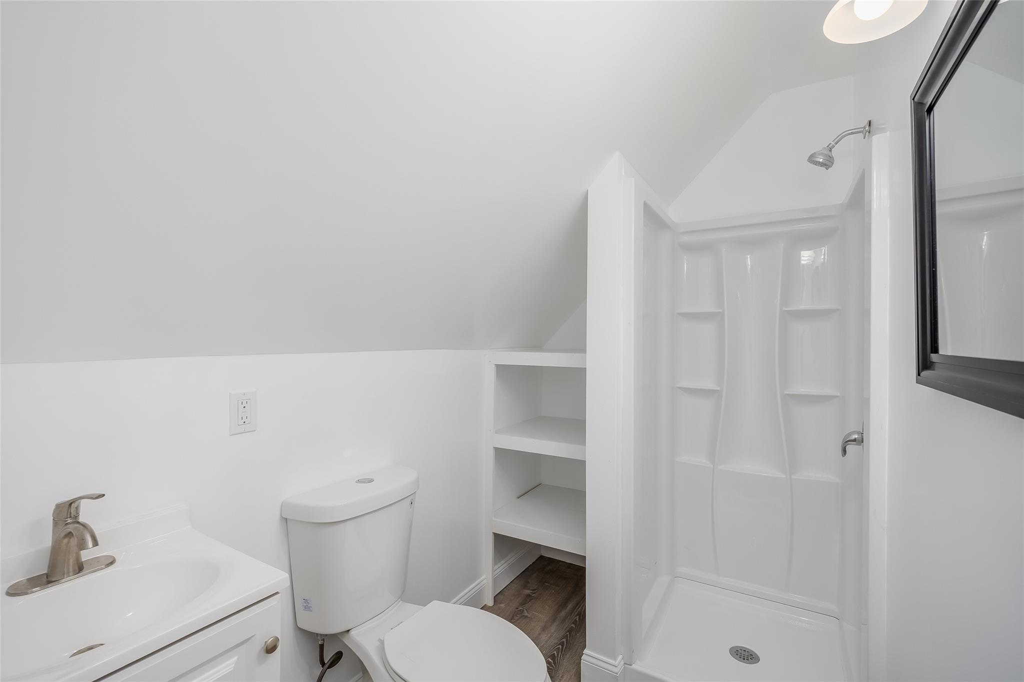 59 Burney Boulevard, Mastic, New York image 25