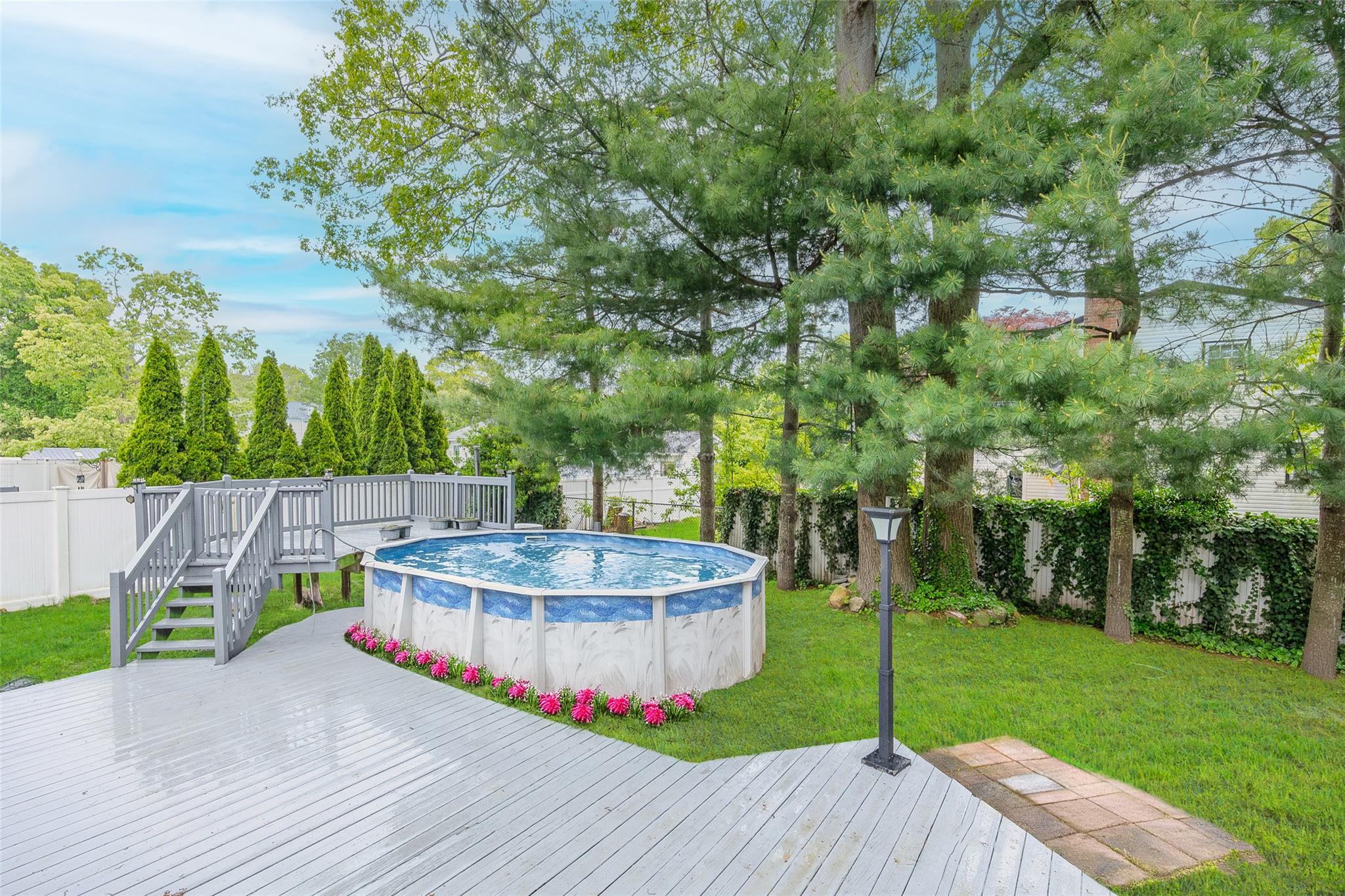 59 Burney Boulevard, Mastic, New York image 31