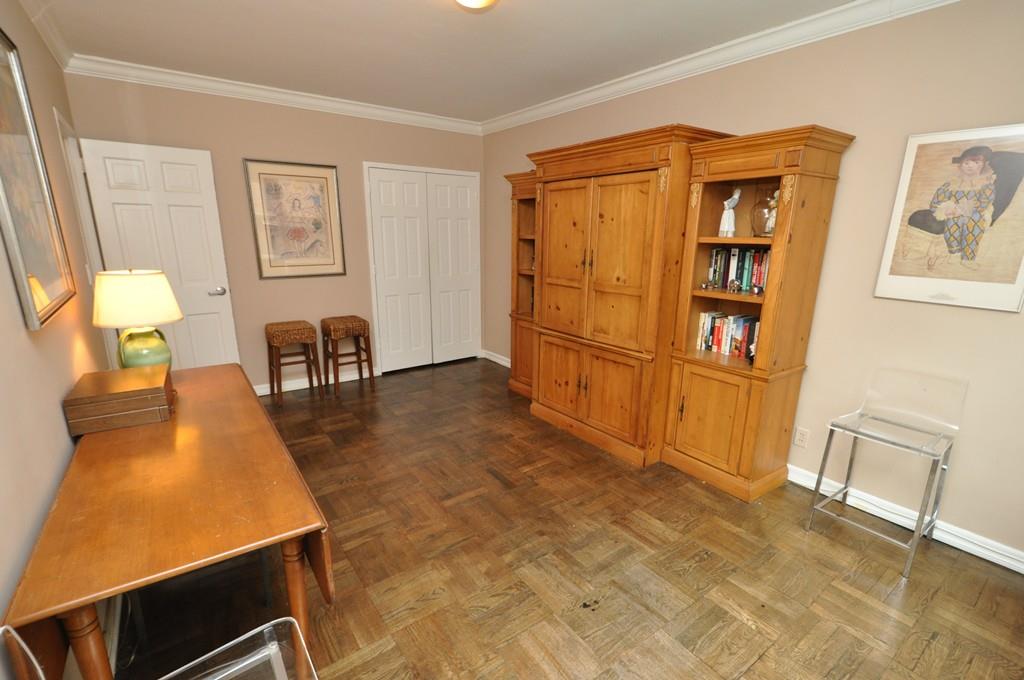 Scarsdale, New York 10583, United States, 2 Bedrooms Bedrooms, ,2 BathroomsBathrooms,Residential,Pending,115263