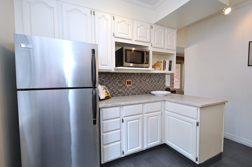 Scarsdale, New York 10583, United States, 2 Bedrooms Bedrooms, ,2 BathroomsBathrooms,Residential,Pending,115263