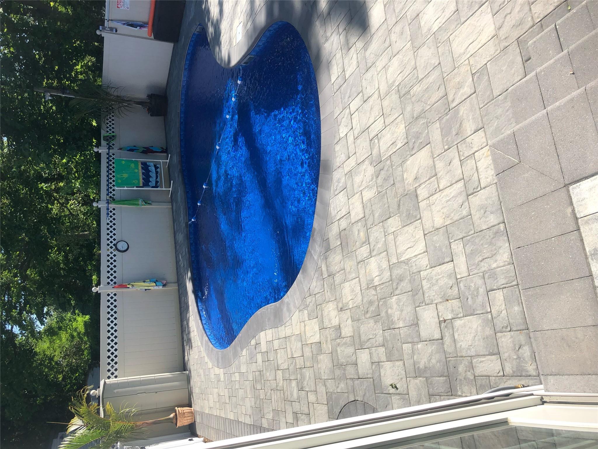 52 S Windhorst Avenue, Bethpage, New York image 40