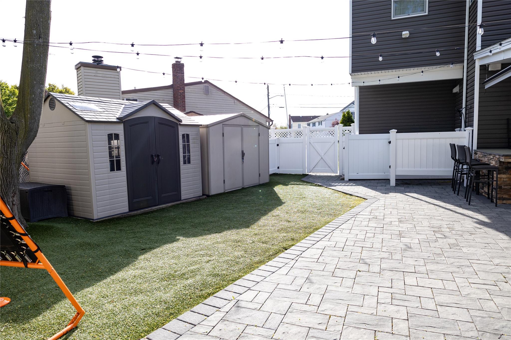 52 S Windhorst Avenue, Bethpage, New York image 31