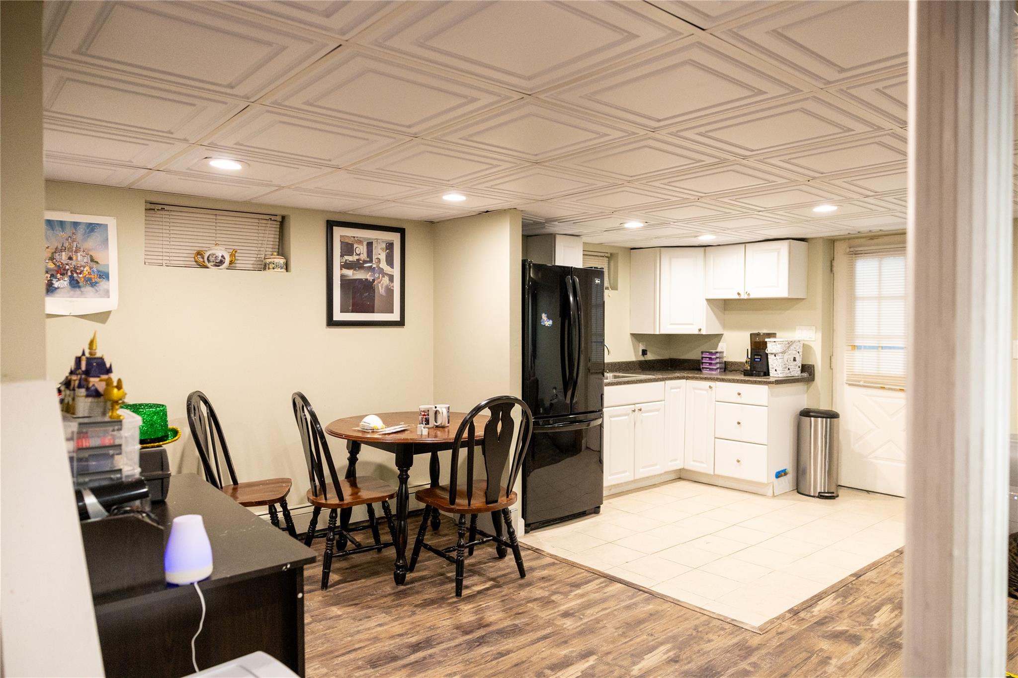 52 S Windhorst Avenue, Bethpage, New York image 24