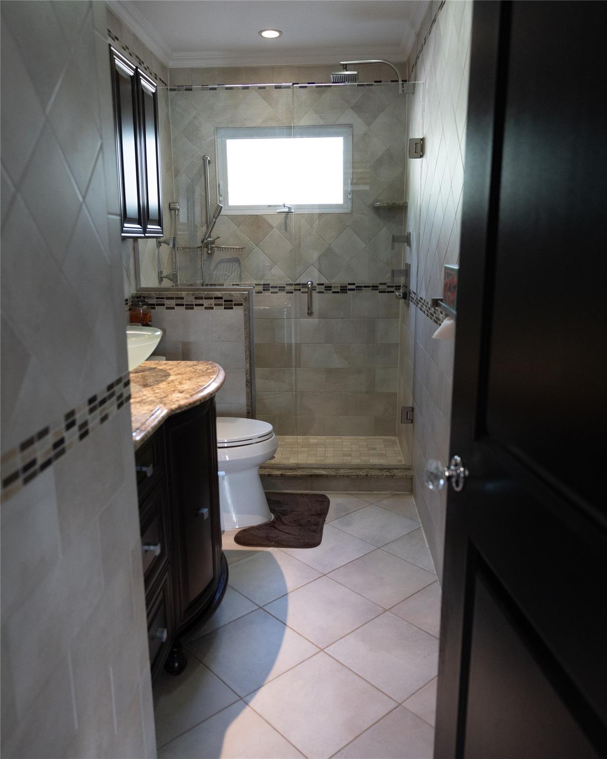 52 S Windhorst Avenue, Bethpage, New York image 11