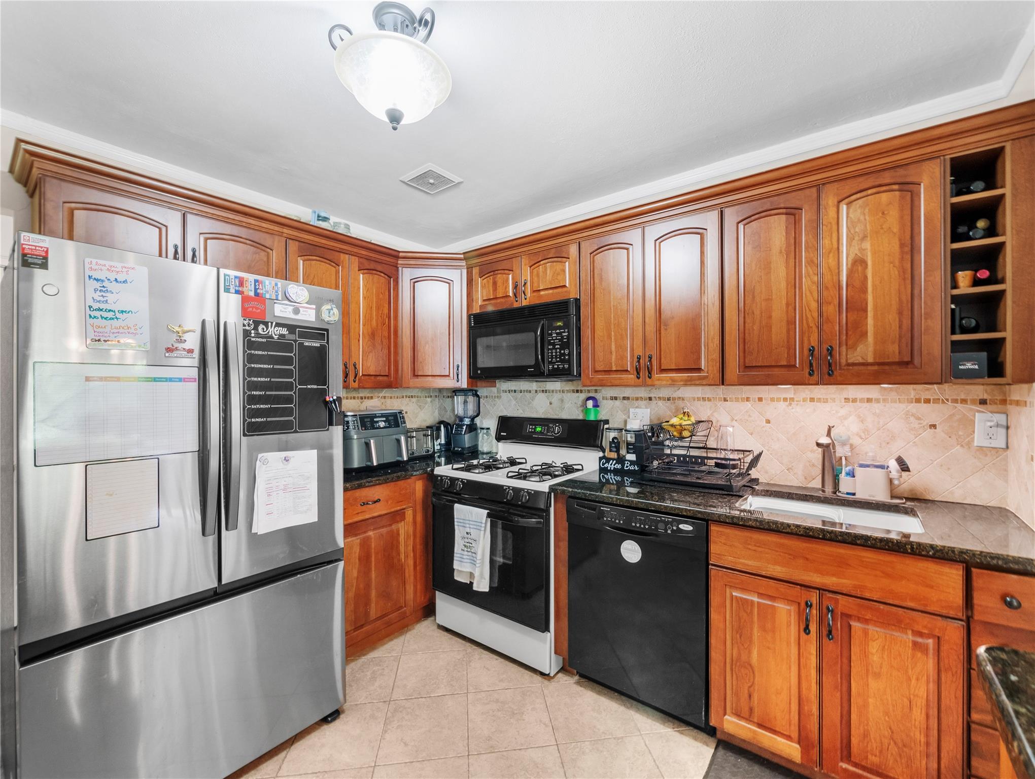 379 Country Club Lane, Pomona, New York image 13