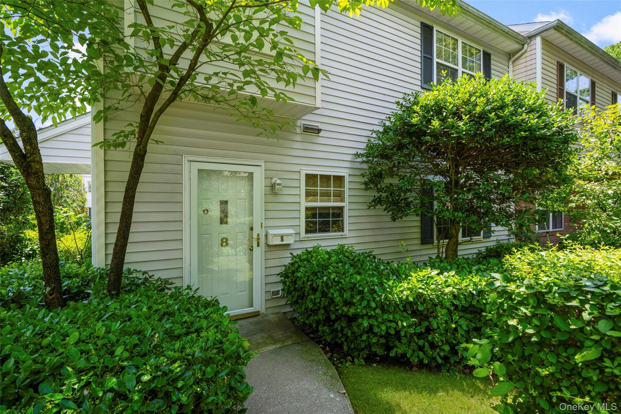 398 Cortlandt Avenue 8