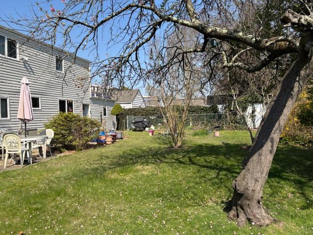 2 Copiague Place, Copiague, New York image 33