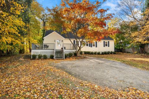 Photo of 27 Winding Lane, Bedford Hills, NY 10507 (MLS # 919292)