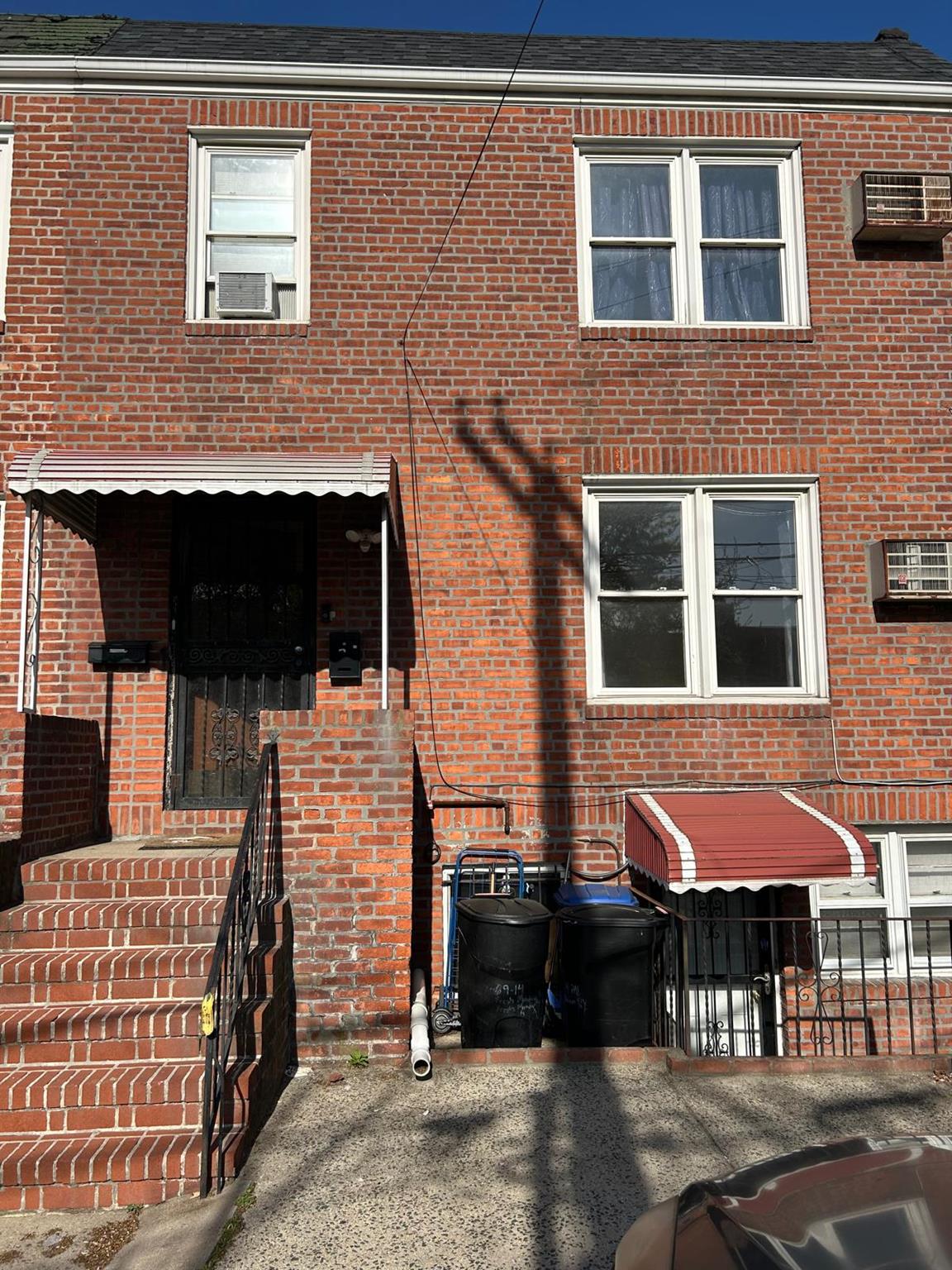 Rental Property at Fresh Meadow Lane 1, Flushing, Queens, NY - Bedrooms: 1 
Bathrooms: 1 
Rooms: 4  - $2,400 MO.