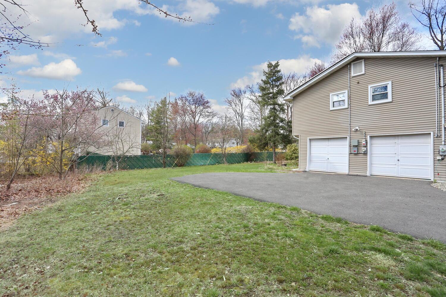 1 W Burda Place, New City, New York image 4