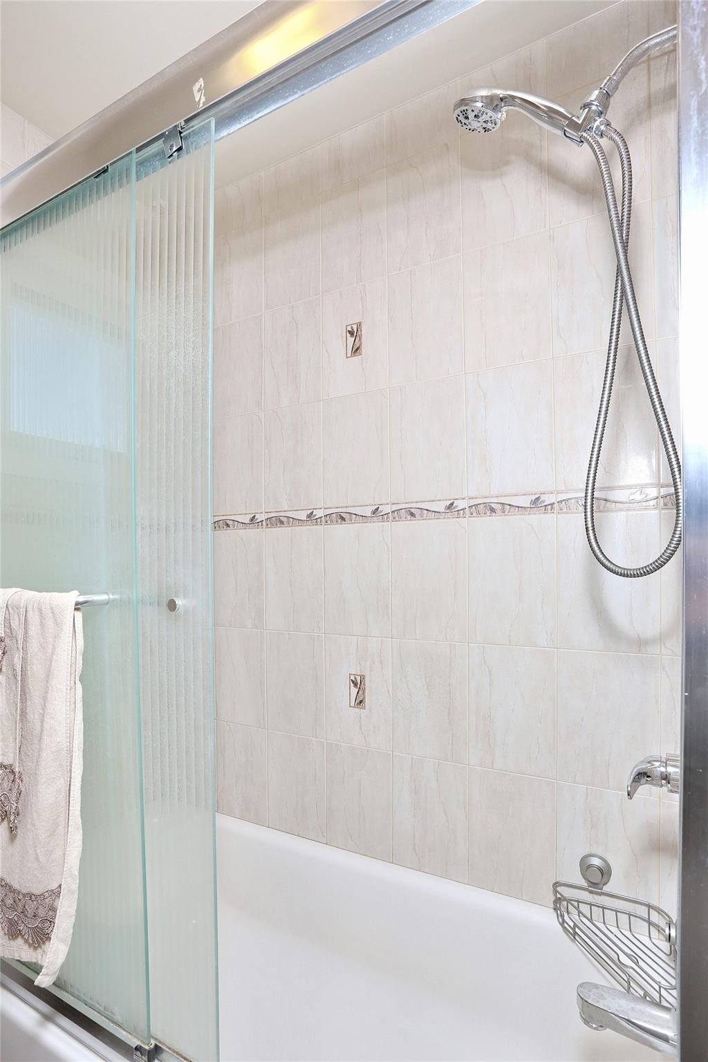 1 W Burda Place, New City, New York image 34