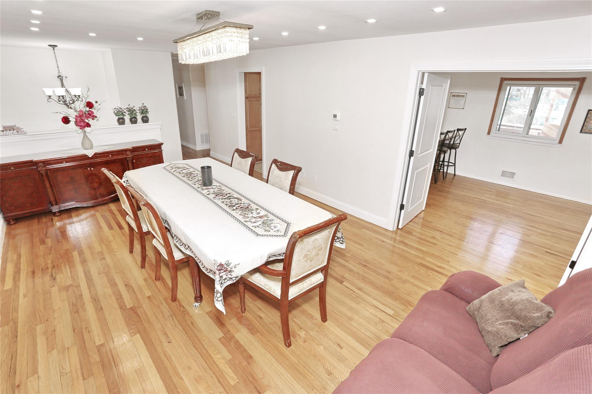 1 W Burda Place, New City, New York image 14