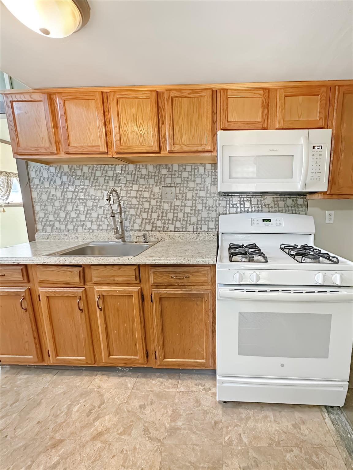 51 Rock Hill Lane, Otisville, New York image 12