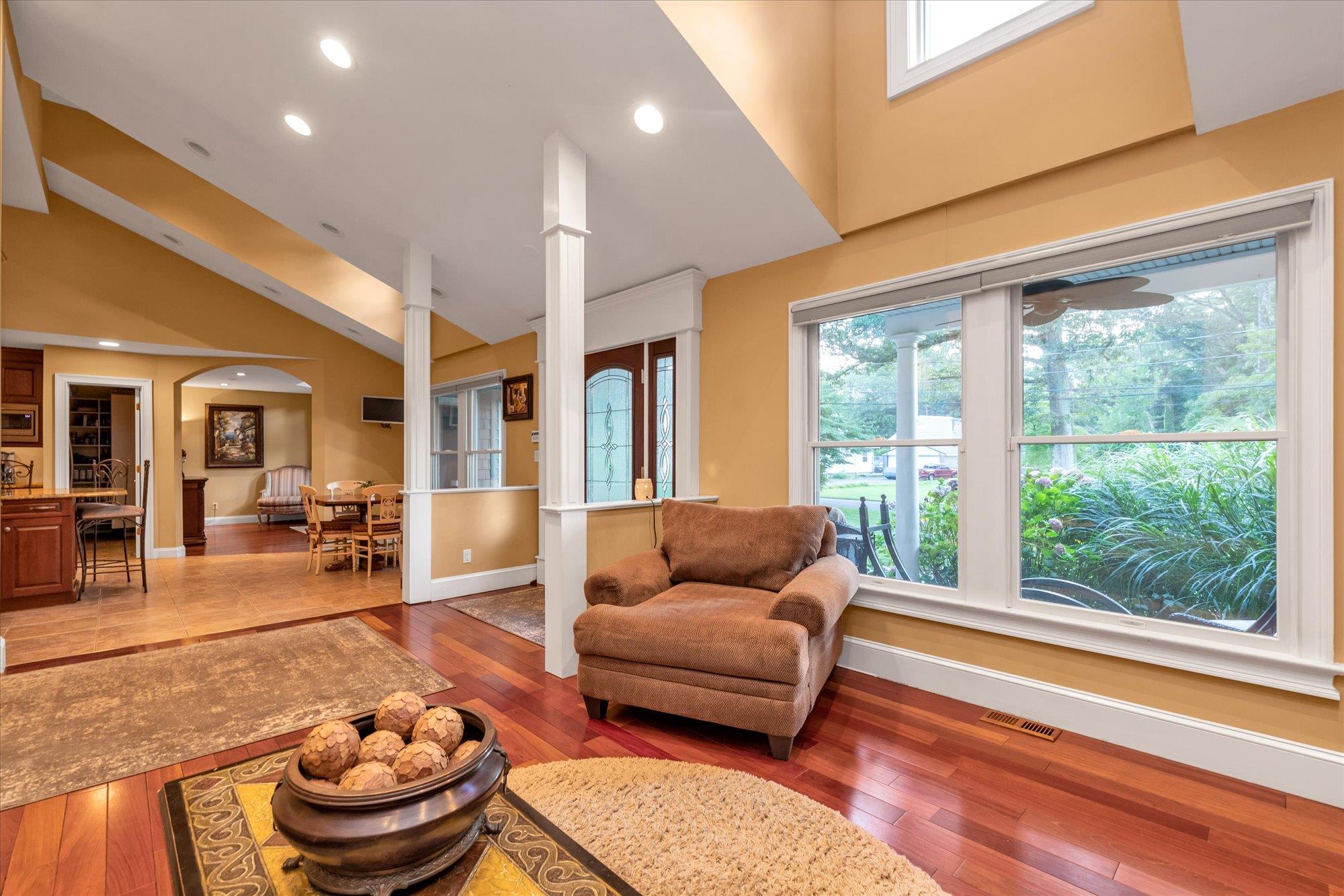 76 Timberpoint Drive