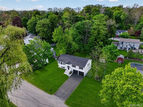 Homes For Sale - 8 Mockingbird Lane<br/> Dutchess County, Poughkeepsie, NY 12601