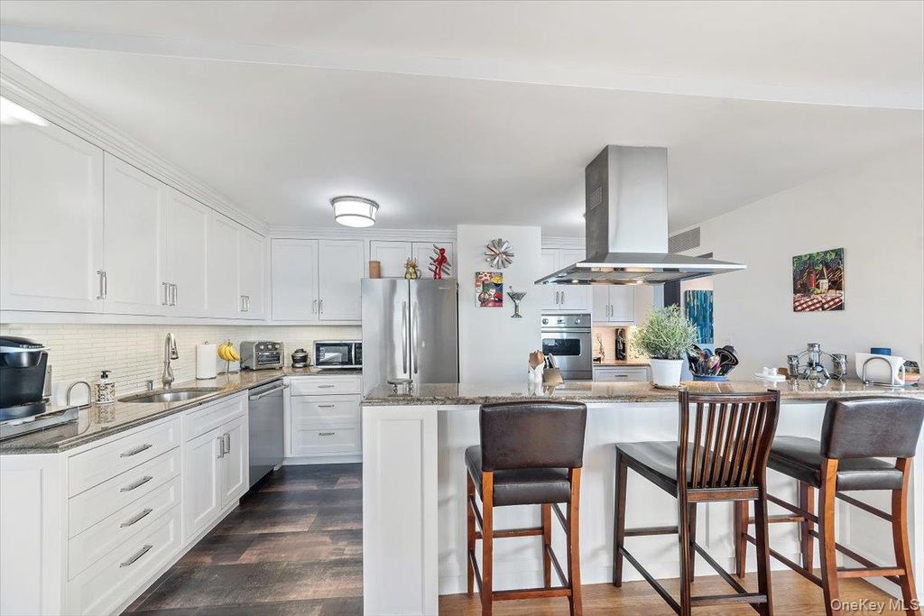 Photo of 3671 Hudson Manor Terrace #14LM, Bronx, NY 10463 (MLS # 959379)