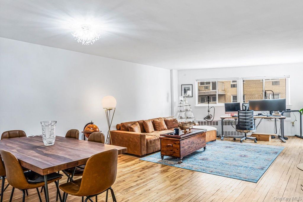 Photo of 600 Shore Road #5B, Long Beach, NY 11561 (MLS # 960266)