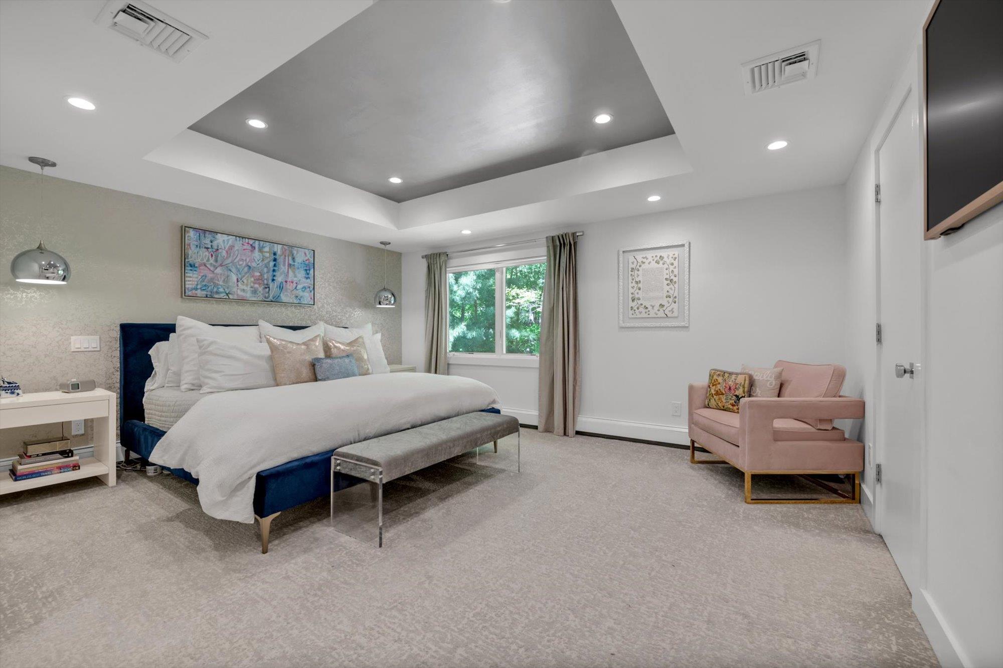 19 Morewood Oaks, Port Washington, New York image 17