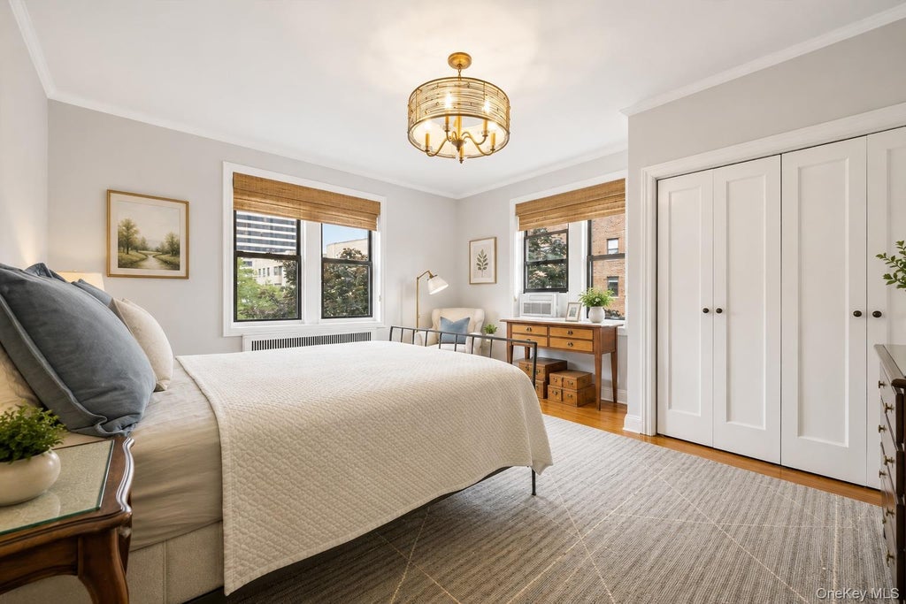 Photo of 300 Main Street #5A, White Plains, NY 10601 (MLS # 1028228)