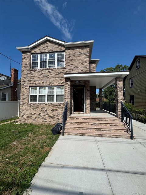 Multifamily For Rent - 102-15 215th Street #1ST FLOOR<br/> Queens County, Queens Village, NY 11429
