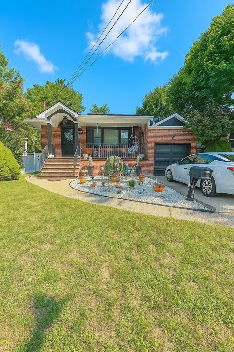 1519 Wantagh Avenue Wantagh NY 11793