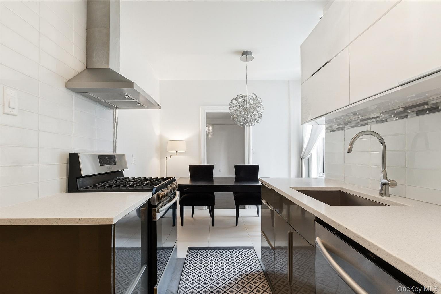 1440 Midland Avenue 1D